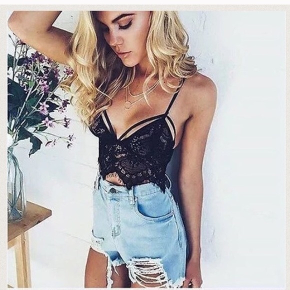 Black Lace Bralette - Picture 6 of 8